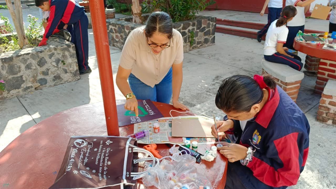 Actividad creativa con alumnos
